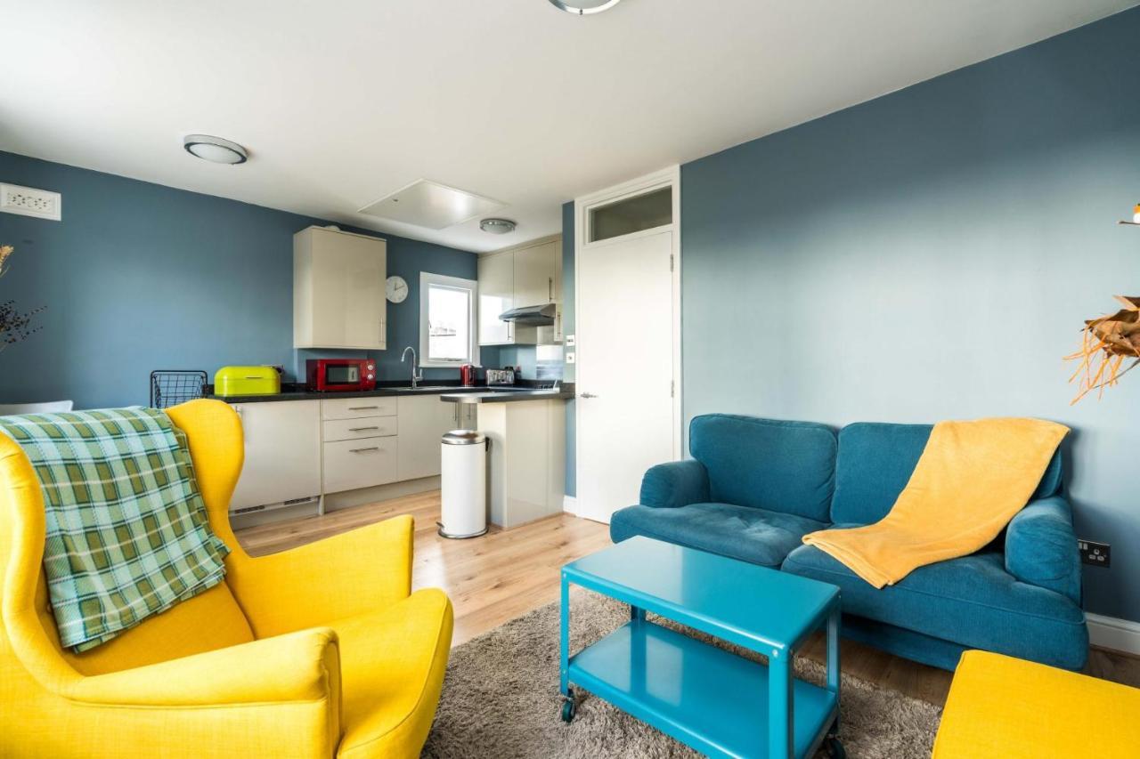 Superb 1Bd Flat In The Heart Of Camden Town Lägenhet London Exteriör bild