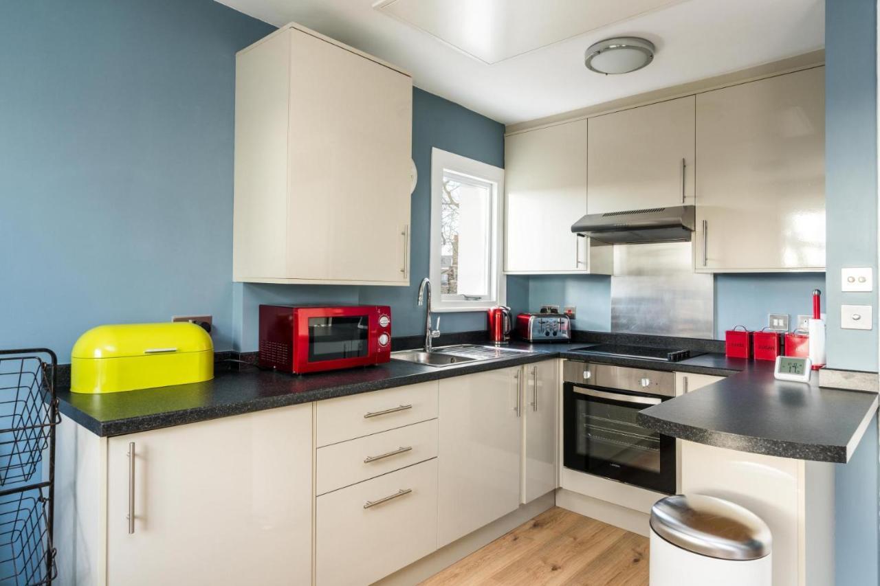 Superb 1Bd Flat In The Heart Of Camden Town Lägenhet London Exteriör bild