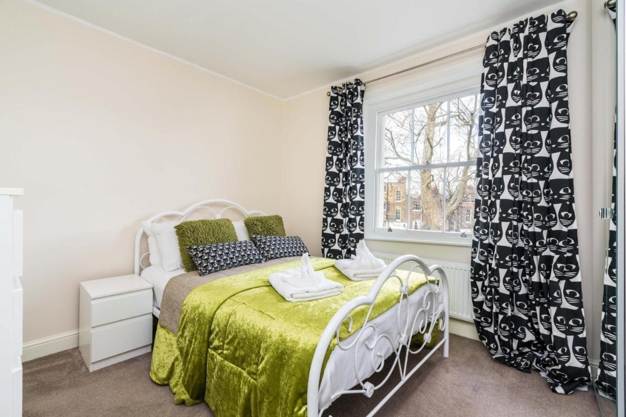 Superb 1Bd Flat In The Heart Of Camden Town Lägenhet London Exteriör bild